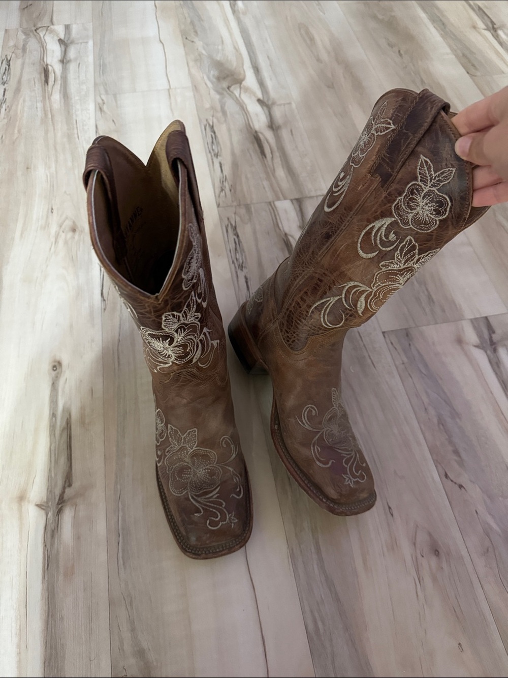 Shyanne Brown Floral Embroidered Western Booties